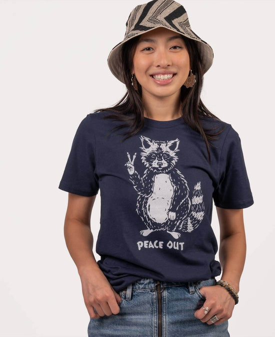 Peace Out Raccoon Organic T-Shirt - Unisex - Peace Out T-Shirt | Raccoon Tee | Soul Flower Women